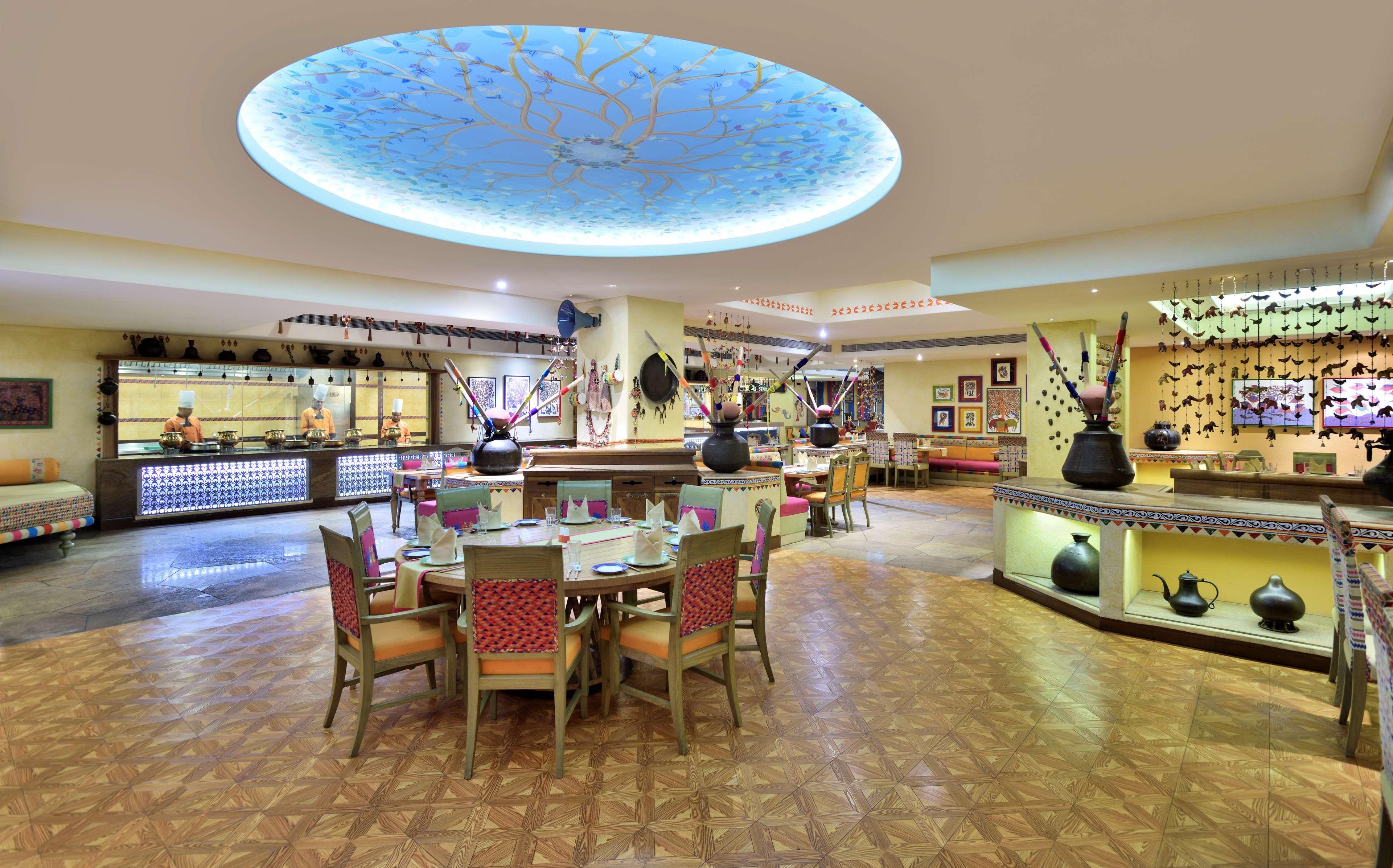 Radisson Blu Hotel, Indore Dış mekan fotoğraf